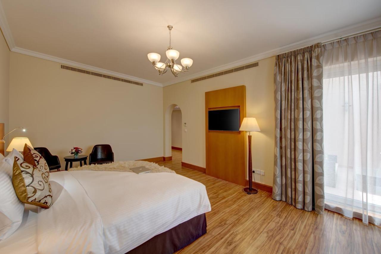J5 Villas Holiday Homes Barsha Gardens Dubai Eksteriør bilde